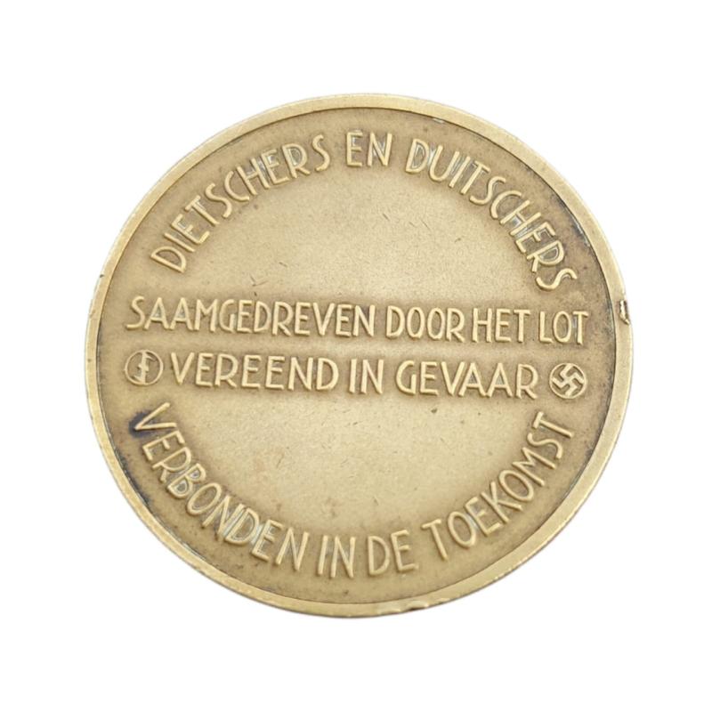 Dutch NSB 'Lotsverbondenheid' Table Medal