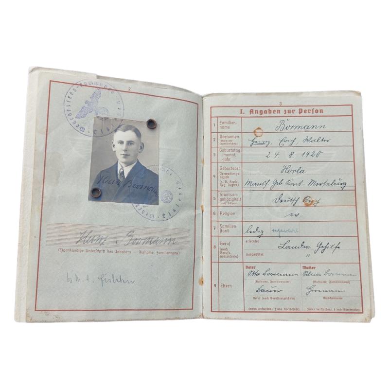 German K.I.A. Wehrpass Set