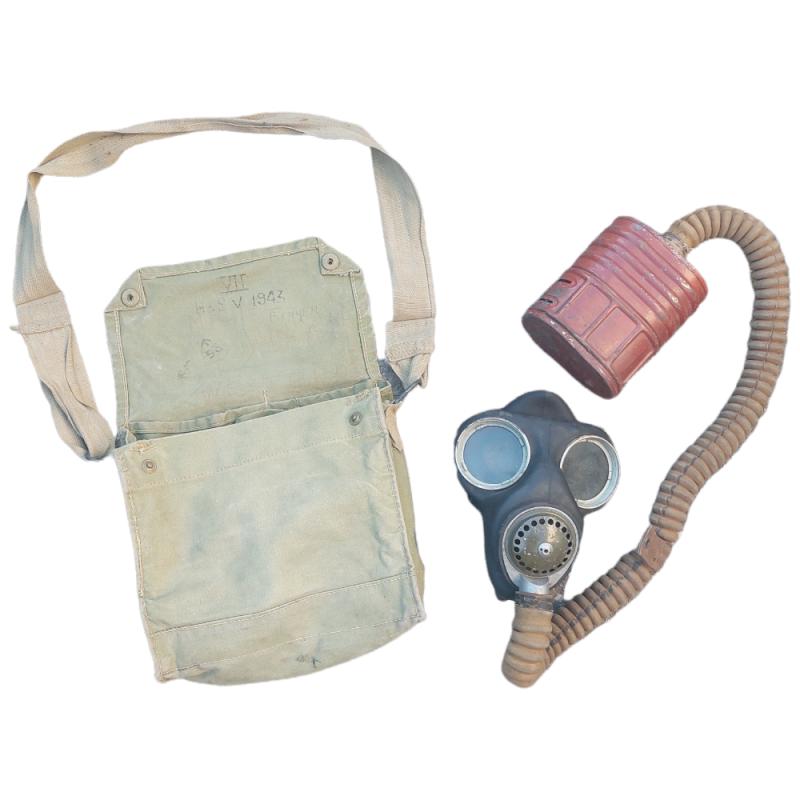 British Gasmask (1st Model)