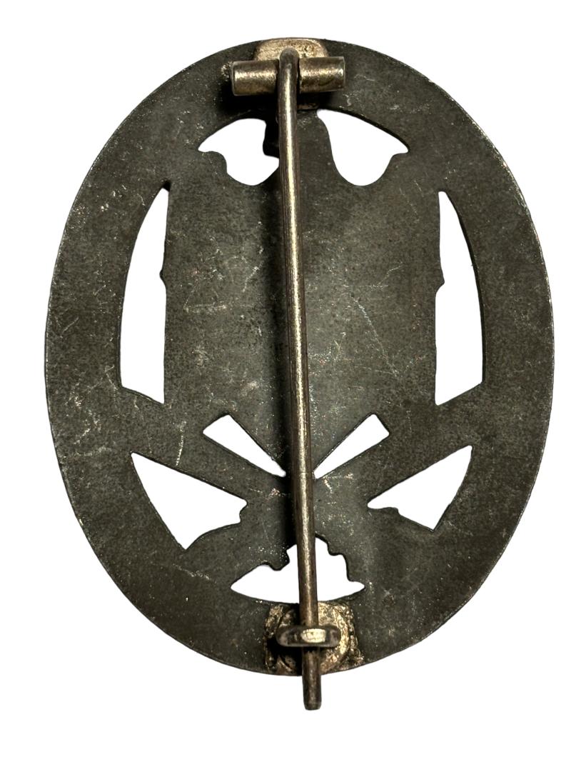 General Assault Badge