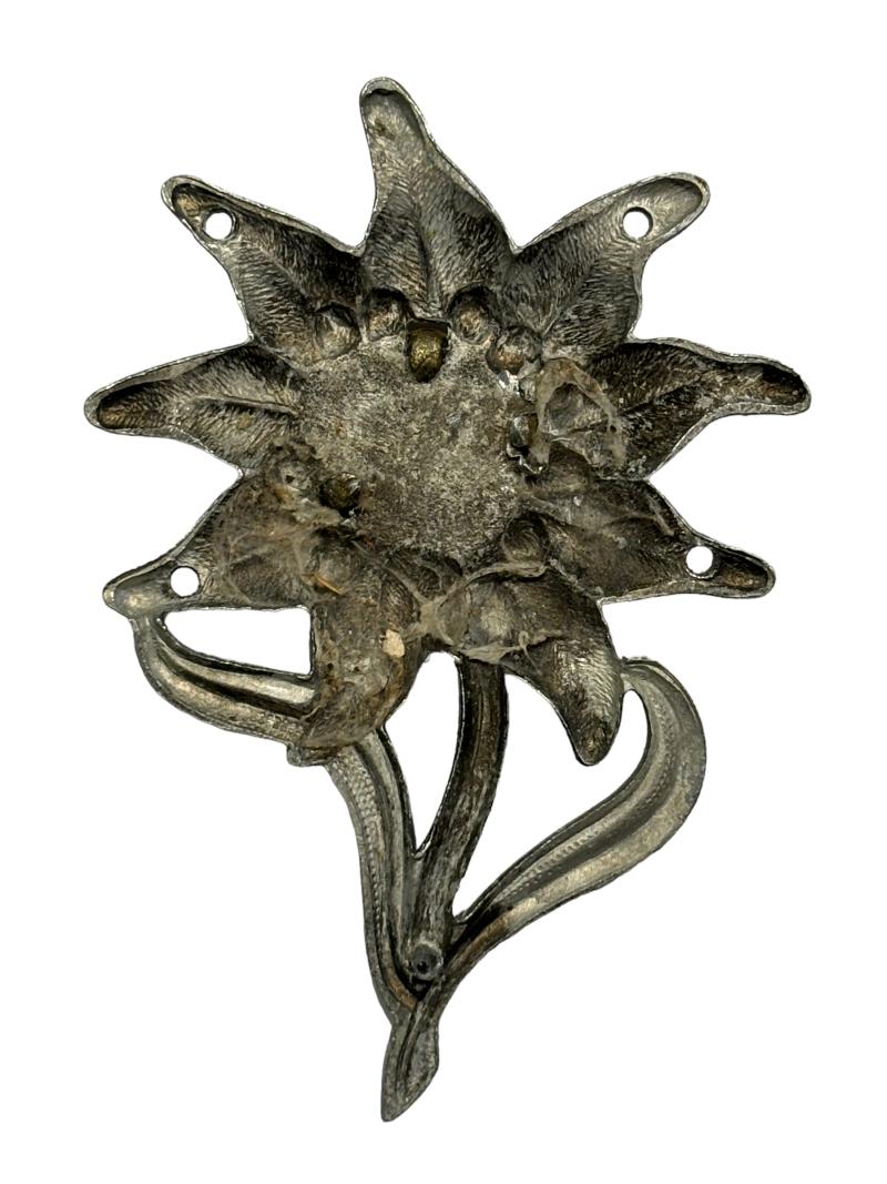 Gebirgsjäger Cap Badge