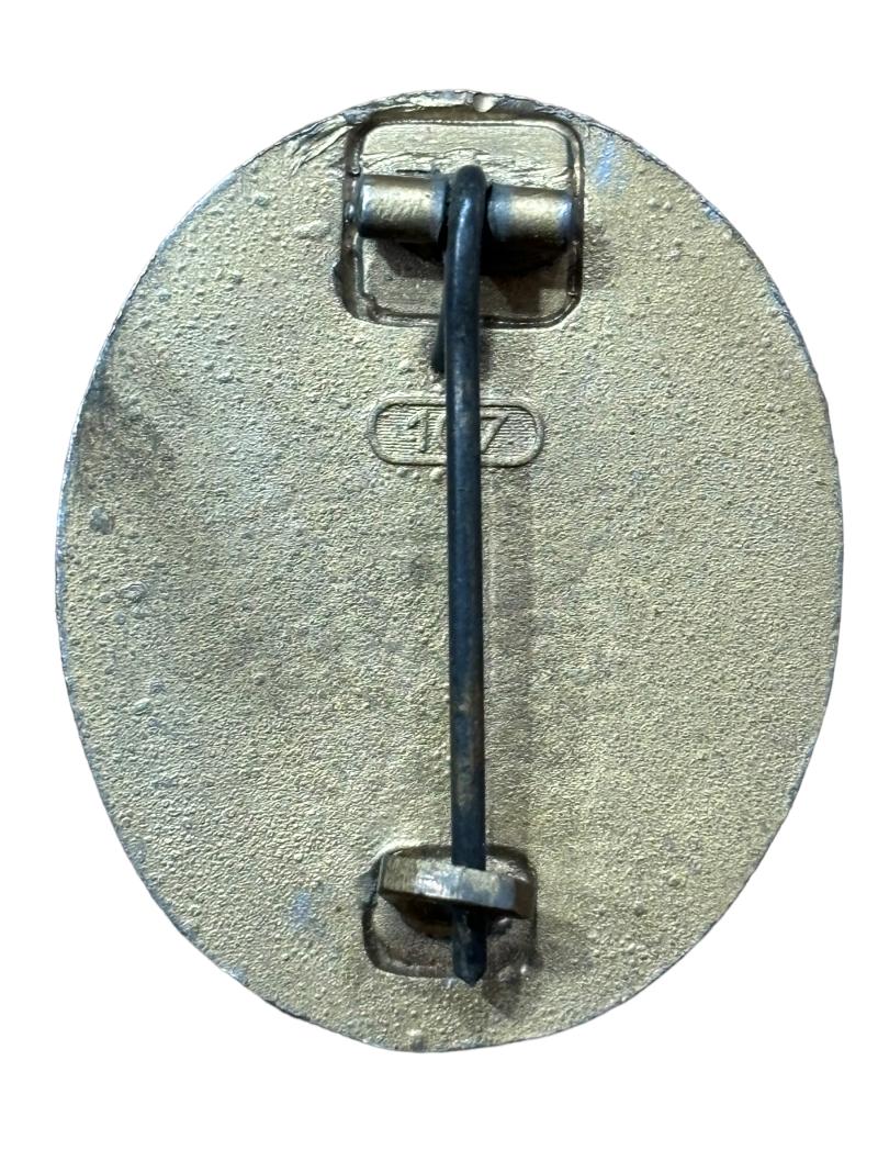 Cased Wound Badge in Gold