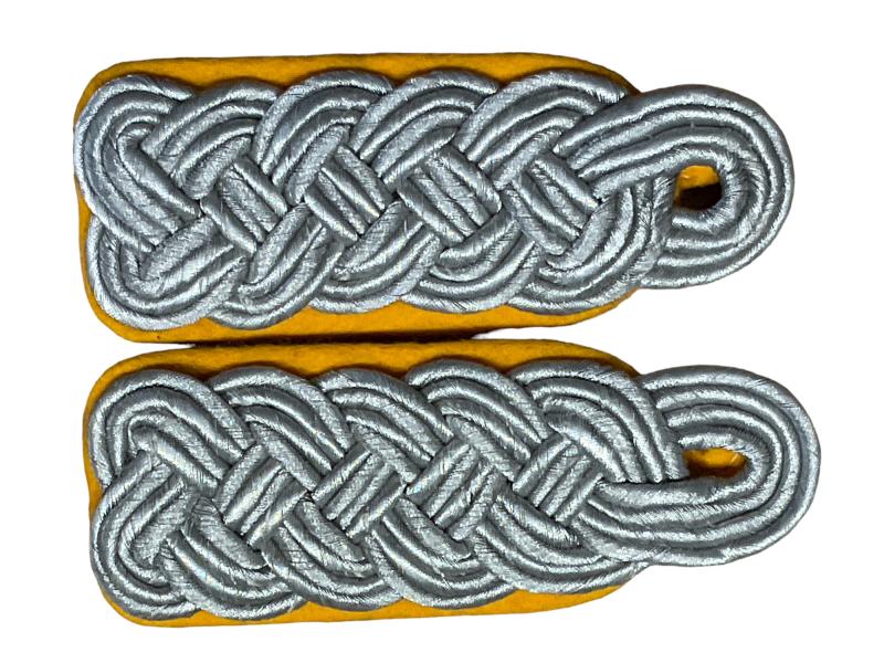 German Cavalry Officer Shoulder boards
